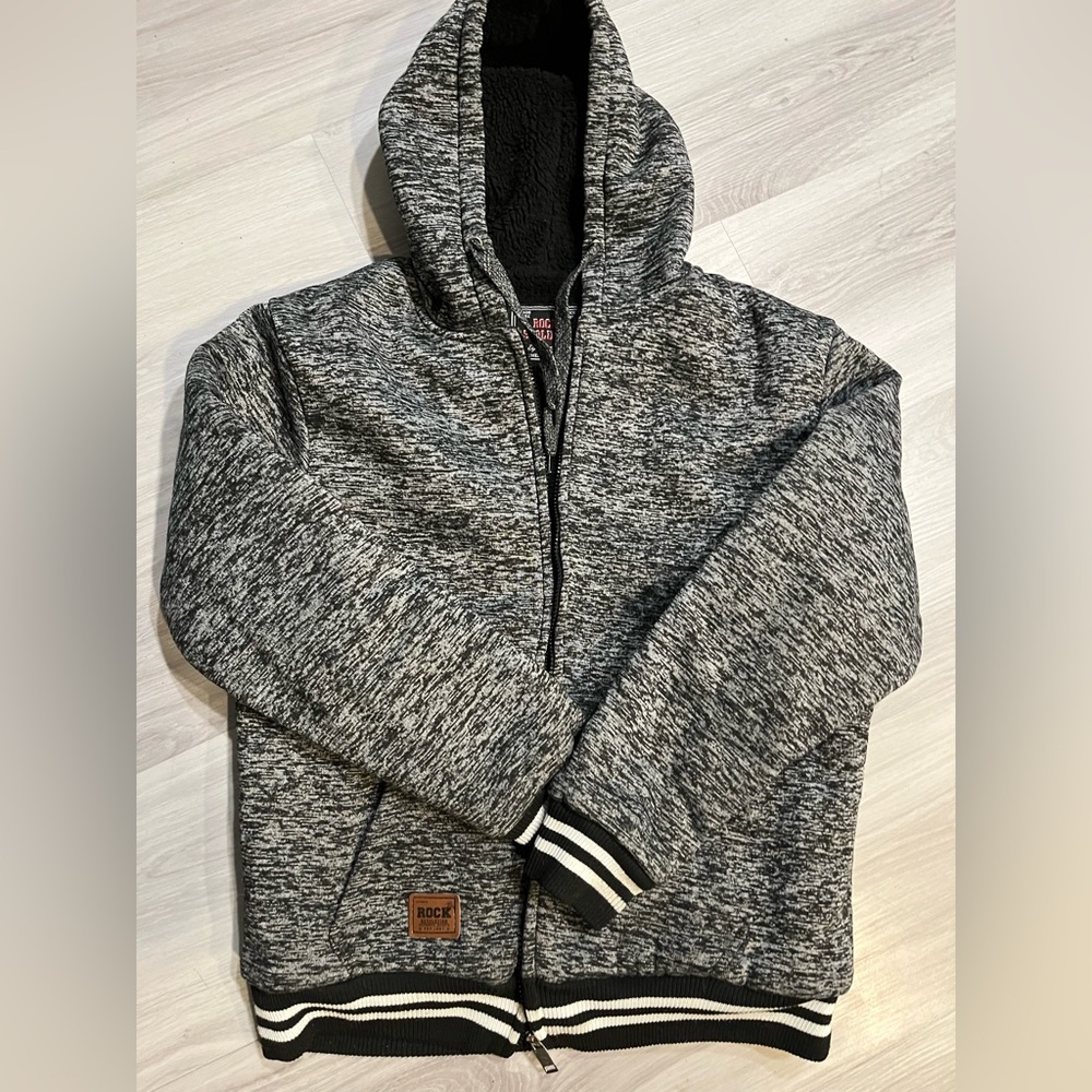 NWOT Revolution‎ Black Fleece Jacket